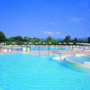 Апарт-отель Villaggio Colombare, Сирмионе