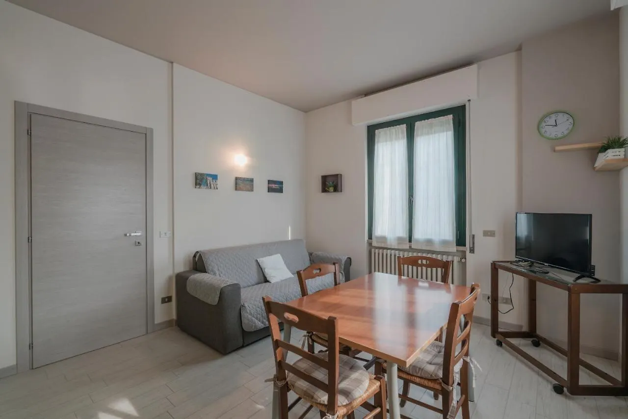 Villa Natalina - A 100 Metri Dalle Terme Virgilio Сирмионе 0*,