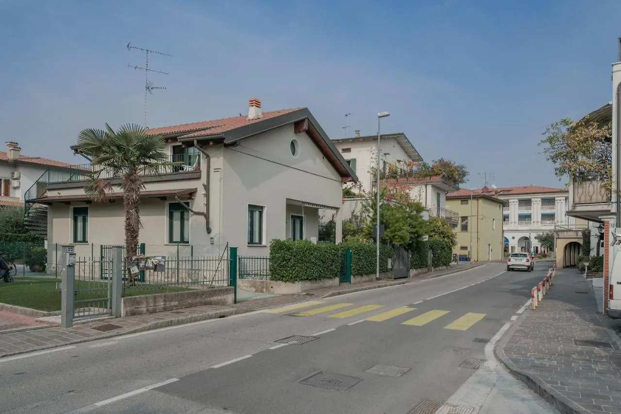 Villa Natalina - A 100 Metri Dalle Terme Virgilio Сирмионе